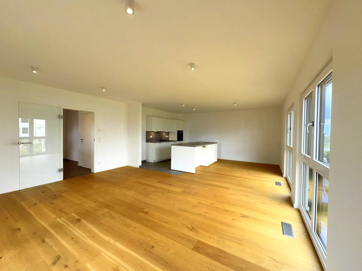 ZWEITBEZUG! Neuwertige Maisonette-Wohnung mit Garten und Stellplatz in Bierstadt-Nord