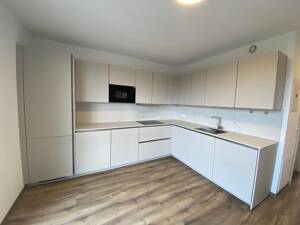 Exklusive vollmöblierte 1,5 Zimmer-Penthousewohnung mit Balkon in Top Lage Darmstadt! – 64283 Darmstadt – Vorschaubild 6