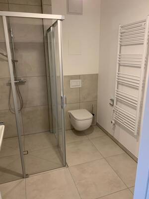 Hochwertige 2-Zimmer-Neubauwohnung am östlichen Altstadtrand mit Balkon – 93047 Regensburg – Vorschaubild 5