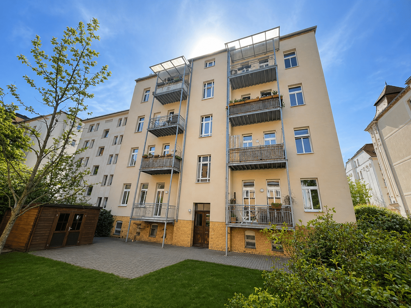 Charmante 3-Zimmer-Altbauwohnung mit Balkon im beliebten Leipziger Süden – Leipzig – Vorschaubild 3