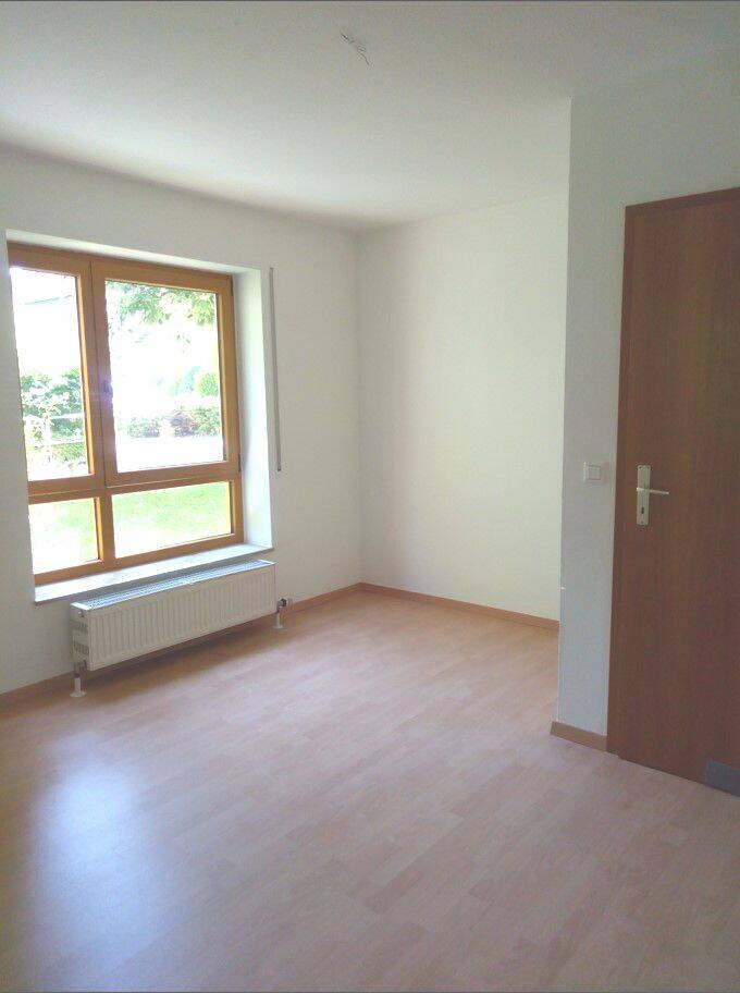 großzügige 3 Zimmer Wohnung mit Terrasse und Garage in Chemnitz OT – Chemnitz – Vorschaubild 8