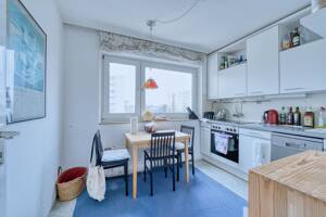 Lichtdurchflutete 3-Zimmer-Wohnung in Bogenhausen - Direkt einziehen und wohlfühlen! – 81927 München – Vorschaubild 3