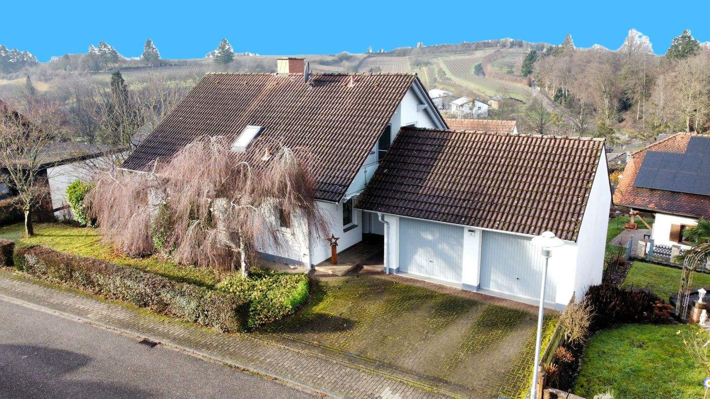 Charmantes Einfamilienhaus in Schmieheim - Ihr neues Zuhause wartet auf Sie! – Kippenheim – Bild 1 von 9