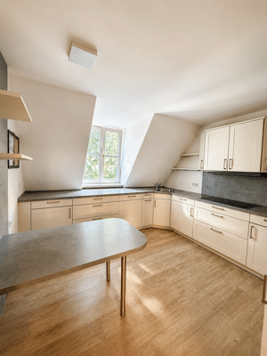 Großzügige Maisonette-Wohnung zur Miete im Herzen der Weidener Altstadt // Schulgasse 2 – 92637 Weiden in der Oberpfalz – Vorschaubild 5