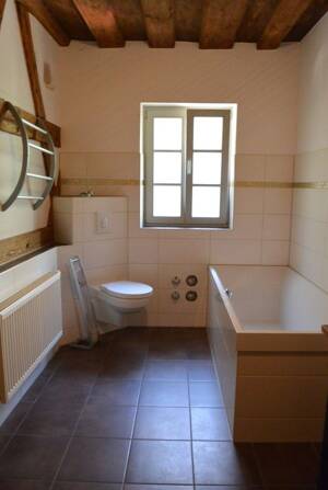Idyllisch Wohnen in der Altstadt .... Gepflegte Maisonette- Wohnung mit Flair ... – 90762 Fürth – Vorschaubild 8