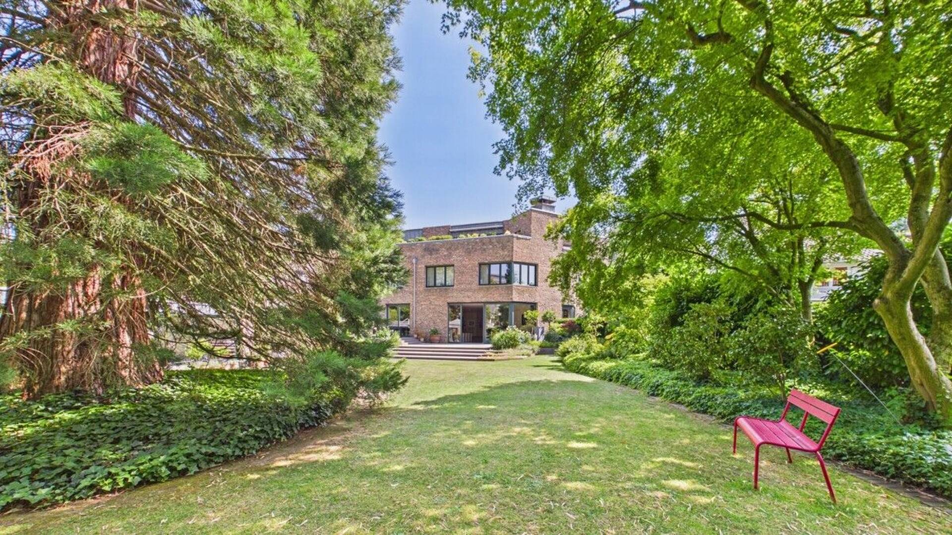 Villa in 50935 Köln / Lindenthal mit 436,75 m² kaufen
