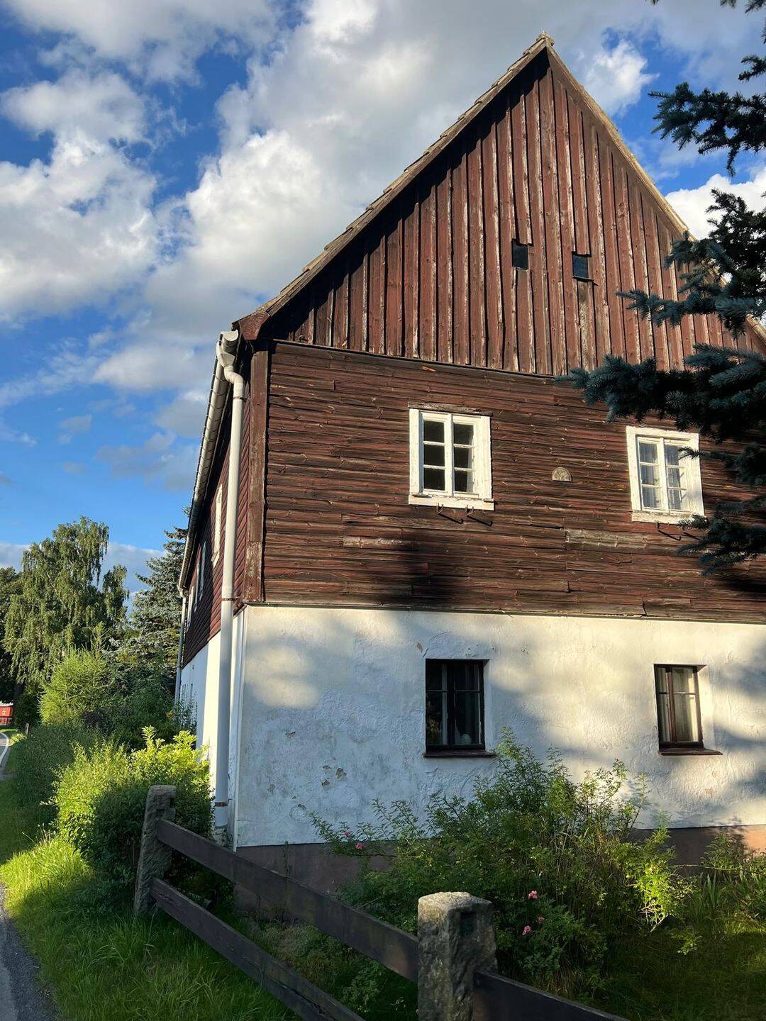 Ein Stück Geschichte neu gestalten - Denkmalobjekt in Markersbach – Bad Gottleuba-Berggießhübel – Bild 1 von 9