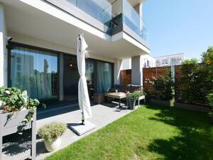 4-Zimmer-Erdgeschosswohnung mit Südgarten, KfW55 und Tiefgaragenstellplatz