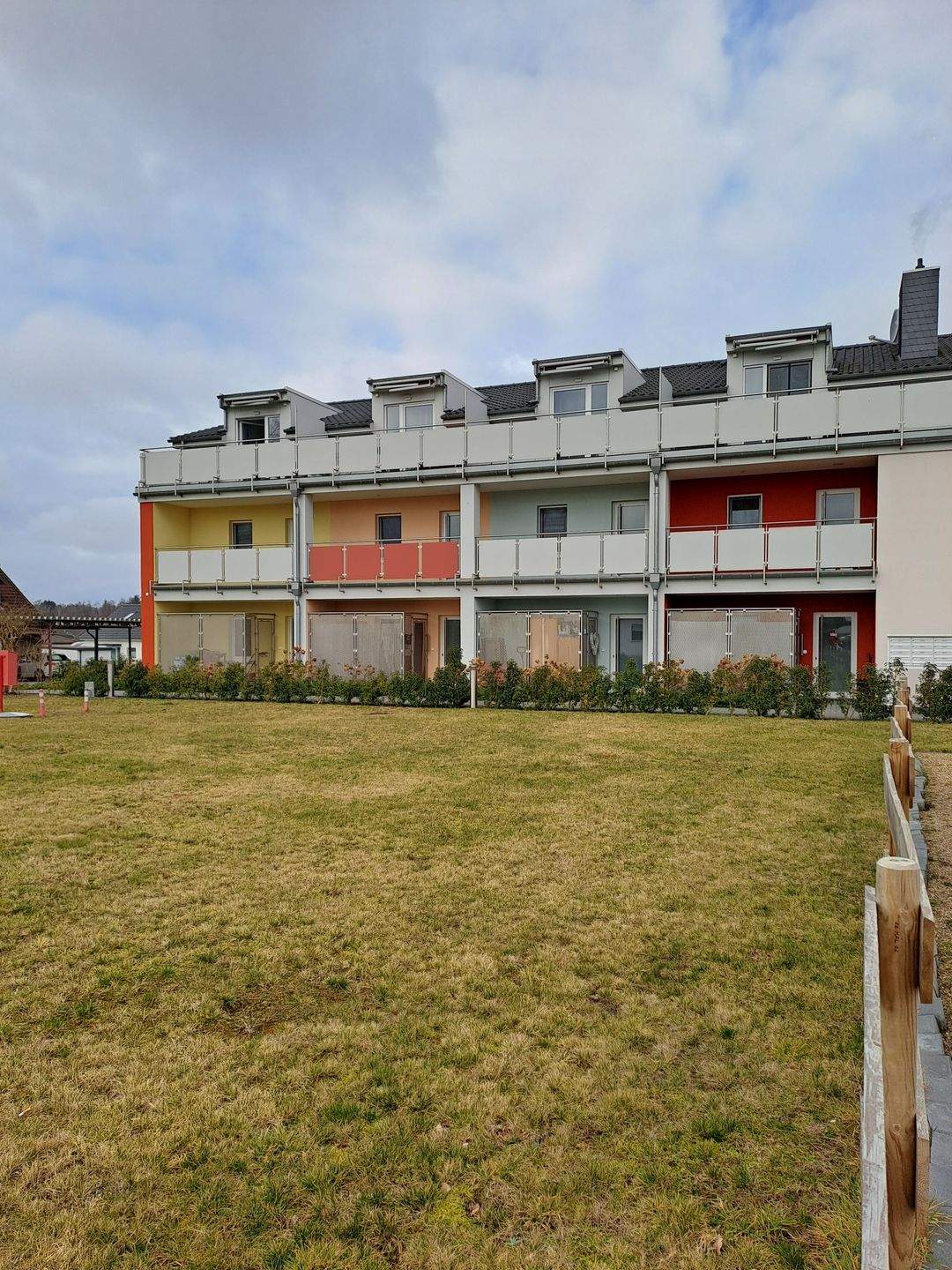 Modernes 2-Zimmer Apartment mit eigenem kl. Garten