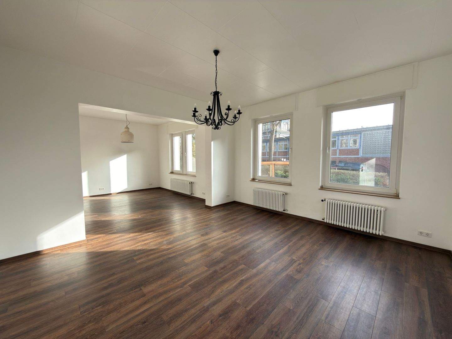 VILLA – IHR FAMILIENTRAUM – charmant und großzügig – Duisburg – Vorschaubild 2