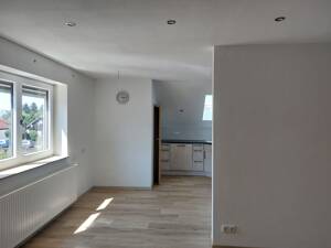 Dachgeschoßwohnung zu vermieten – 91799 Langenaltheim – Vorschaubild 3