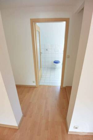 Dachgeschoss in ruhiger, zentraler, Citylage – 65185 Wiesbaden – Vorschaubild 6