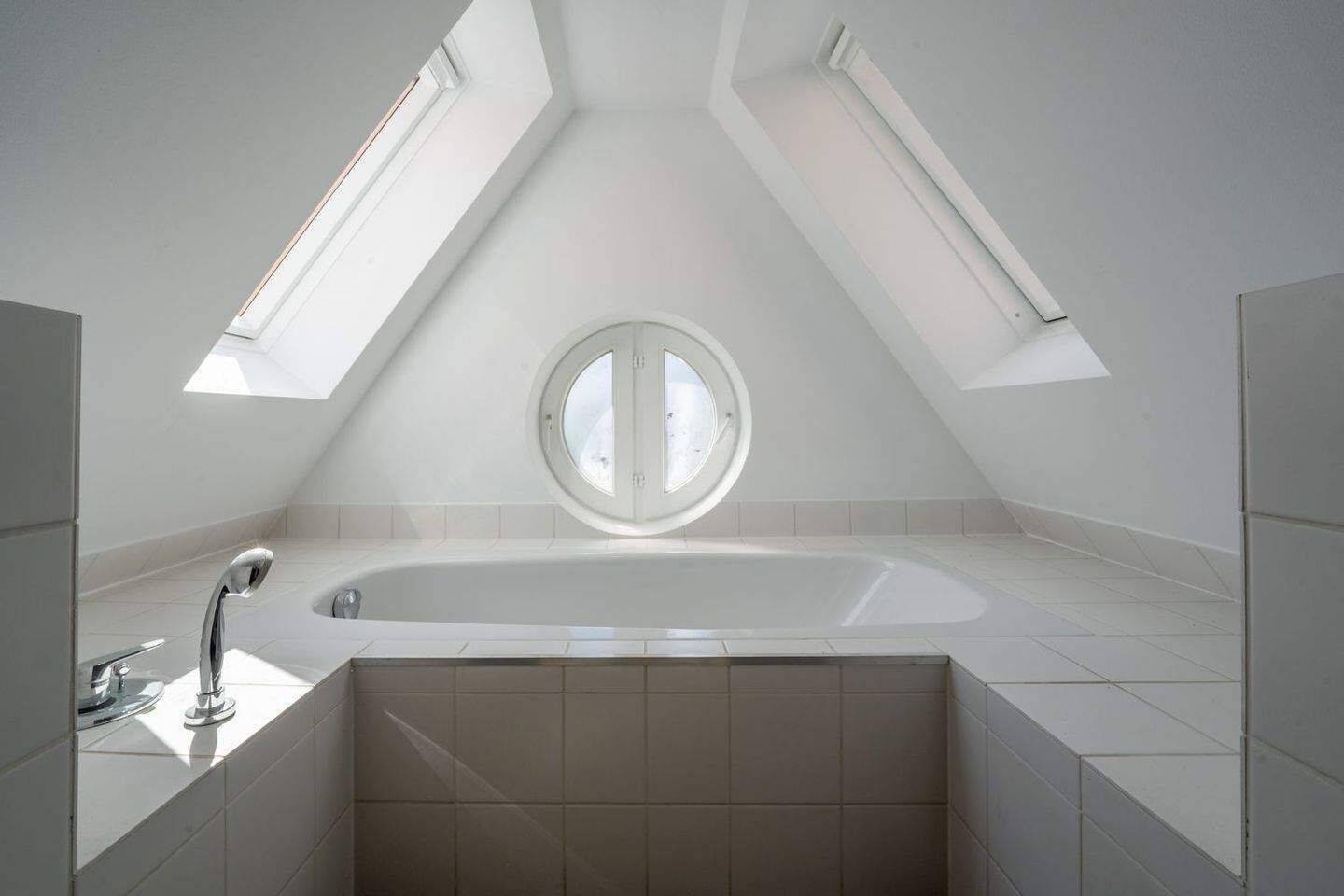 Dachgeschoß // 2-Zimmer // Aufzug // SW-Dachterrasse – Berlin – Vorschaubild 9