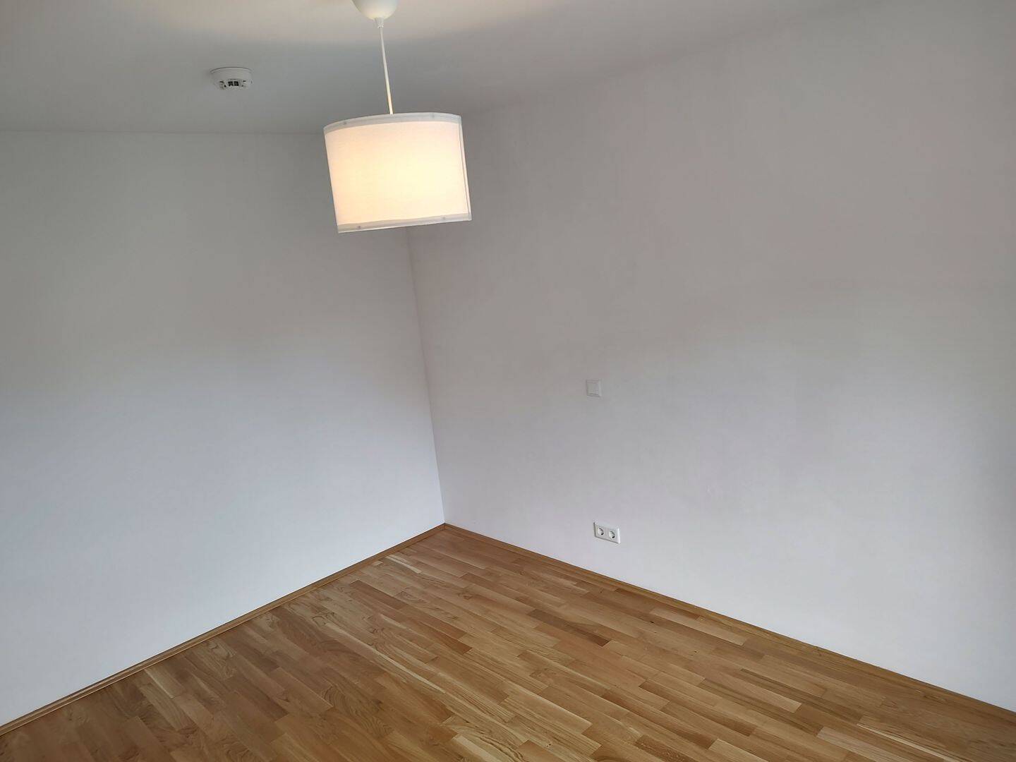 Moderne 2-Zimmer-Wohnung mit Balkon in Regensburg Galgenberg – Regensburg – Vorschaubild 6