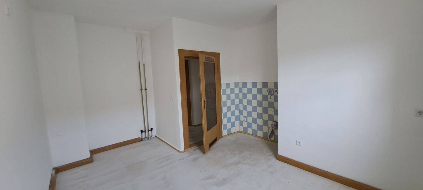 Renovierte 2-Zimmer-Wohnung im 2. Obergeschoss in 90443 Nürnberg, Gibitzenhof – Nürnberg – Vorschaubild 4