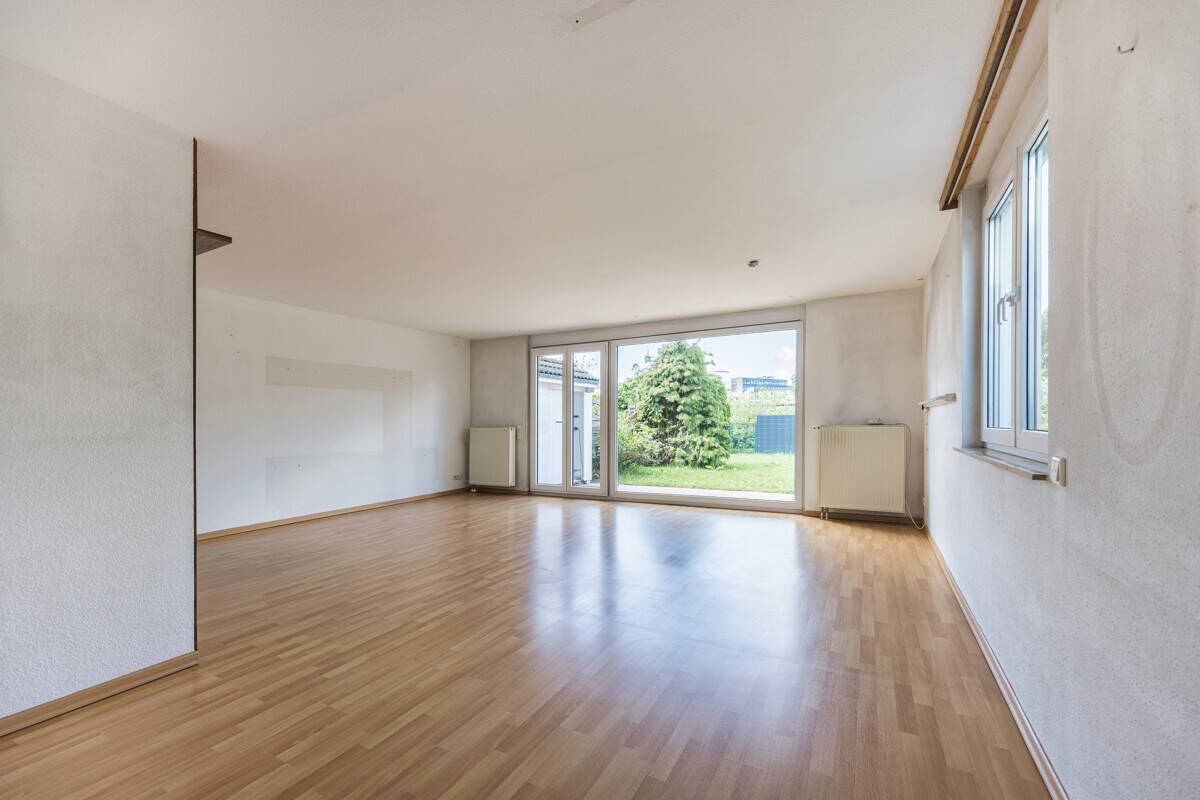 Familienfreundliche Doppelhaushälfte mit Garten und Garage! – Düsseldorf – Vorschaubild 4
