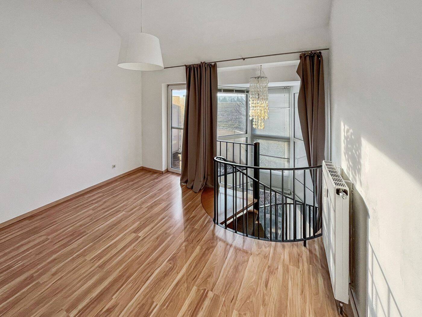 Maisonette mit Weitblick: Modern wohnen auf zwei Ebenen – Würzburg – Vorschaubild 8