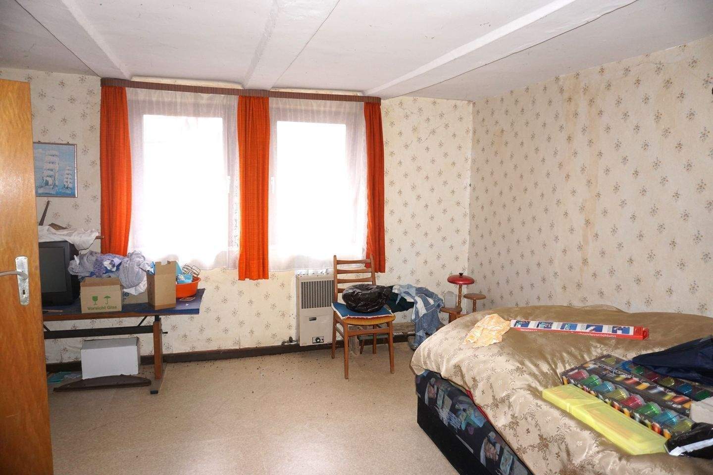 *** Preisreduzierung! - Einfamilienhaus mit Wiese und Stallung in Edertal OT zu verkaufen *** – Edertal – Vorschaubild 9