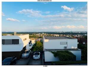 Mondäne, extravagant große und mit toller Fernsicht ausgestattete ETW- lassen Sie sich inspirieren ! – 60388 Frankfurt am Main – Vorschaubild 1