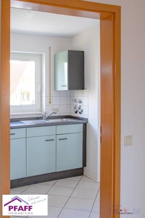 Zuhause ankommen in Rielasingen! Helle 2 Zimmerwohnung mit großem Balkon und Stellplatz – 78239 Rielasingen-Worblingen – Vorschaubild 7