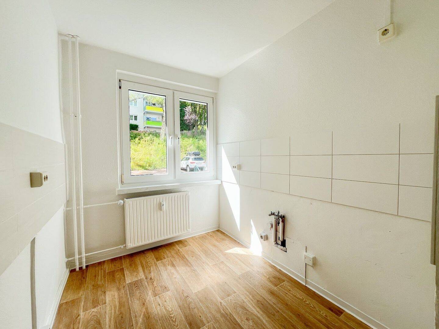 Helle Wohnung mit Balkon und frischer Renovierung – Chemnitz – Vorschaubild 6