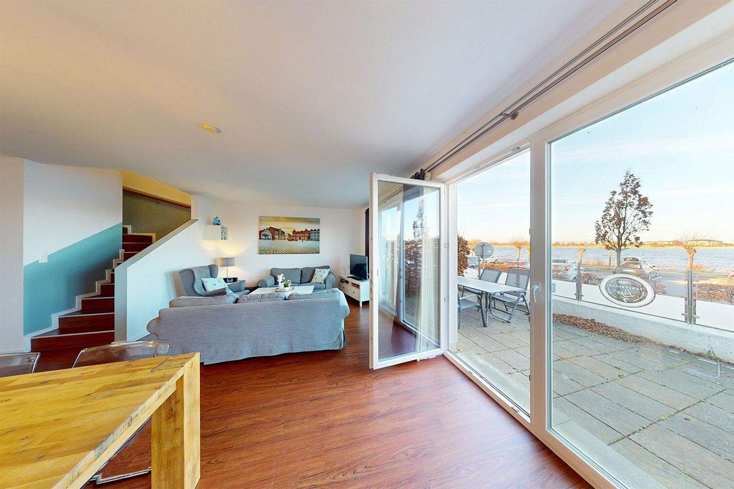 DREAMHOUSE Immobilien: Modernes Fischerhaus - als Feriendomizil oder Eigennutz – Heiligenhafen – Bild 1 von 9