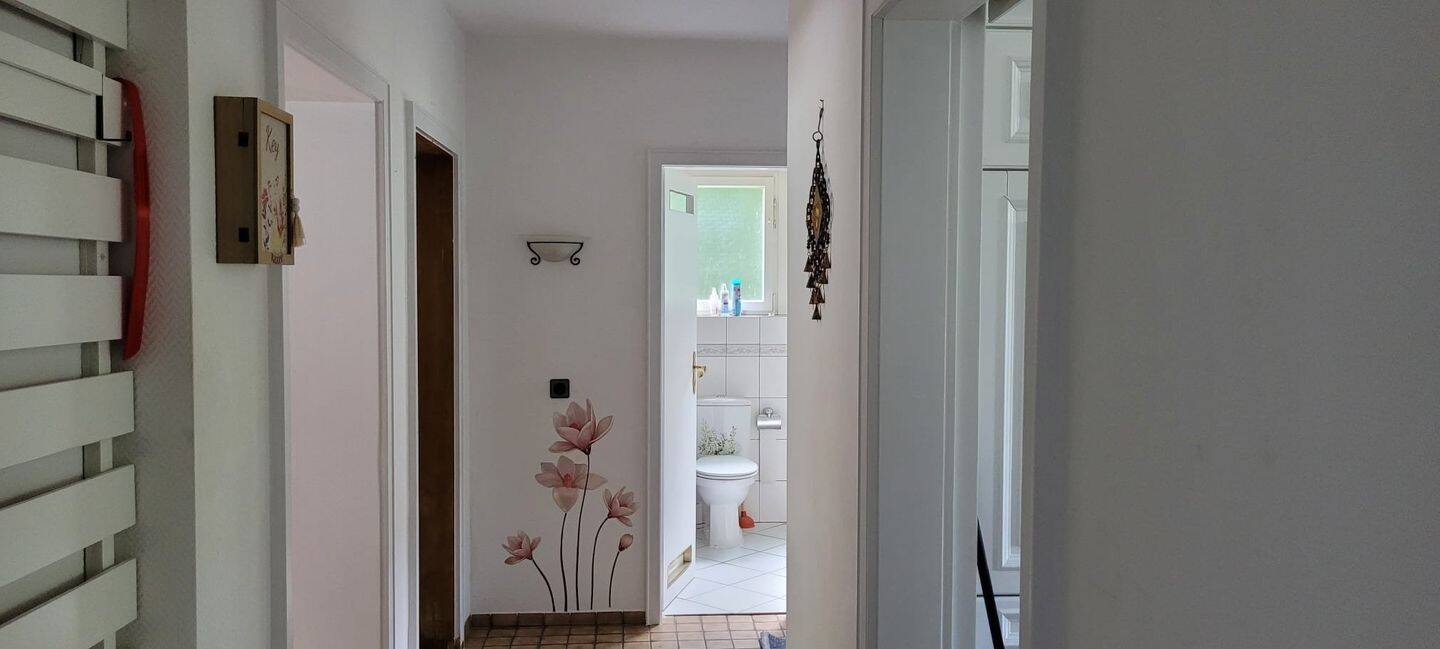 Helle 3-Zimmer-Wohnung mit großen Balkon neben Wald – Saarbrücken – Vorschaubild 9