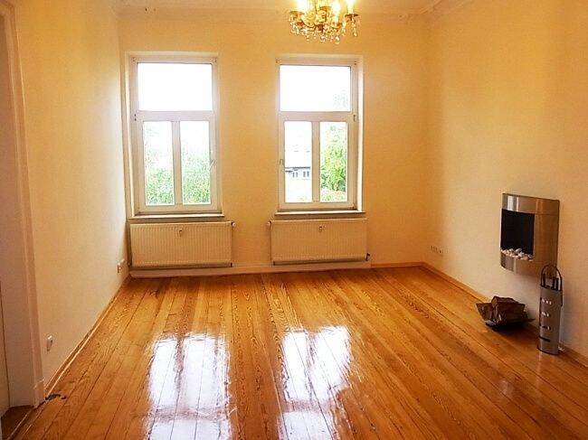helle Altbauwohnung mit Balkon, org. hist. Dielen und Türen, gespachtelte Wände, JNKM 6.180,- Euro – Leipzig – Vorschaubild 9
