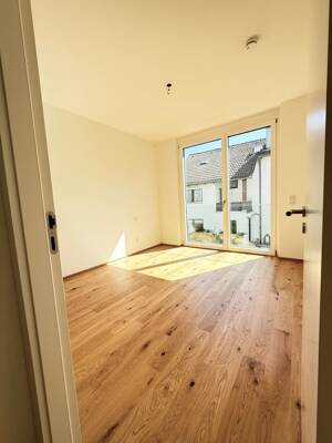 Obermenzing; Erstbezug, elegante und hochwertige 3-Zi.-Whg. mit Balkon und TG in exklusiver – 81245 München – Vorschaubild 8