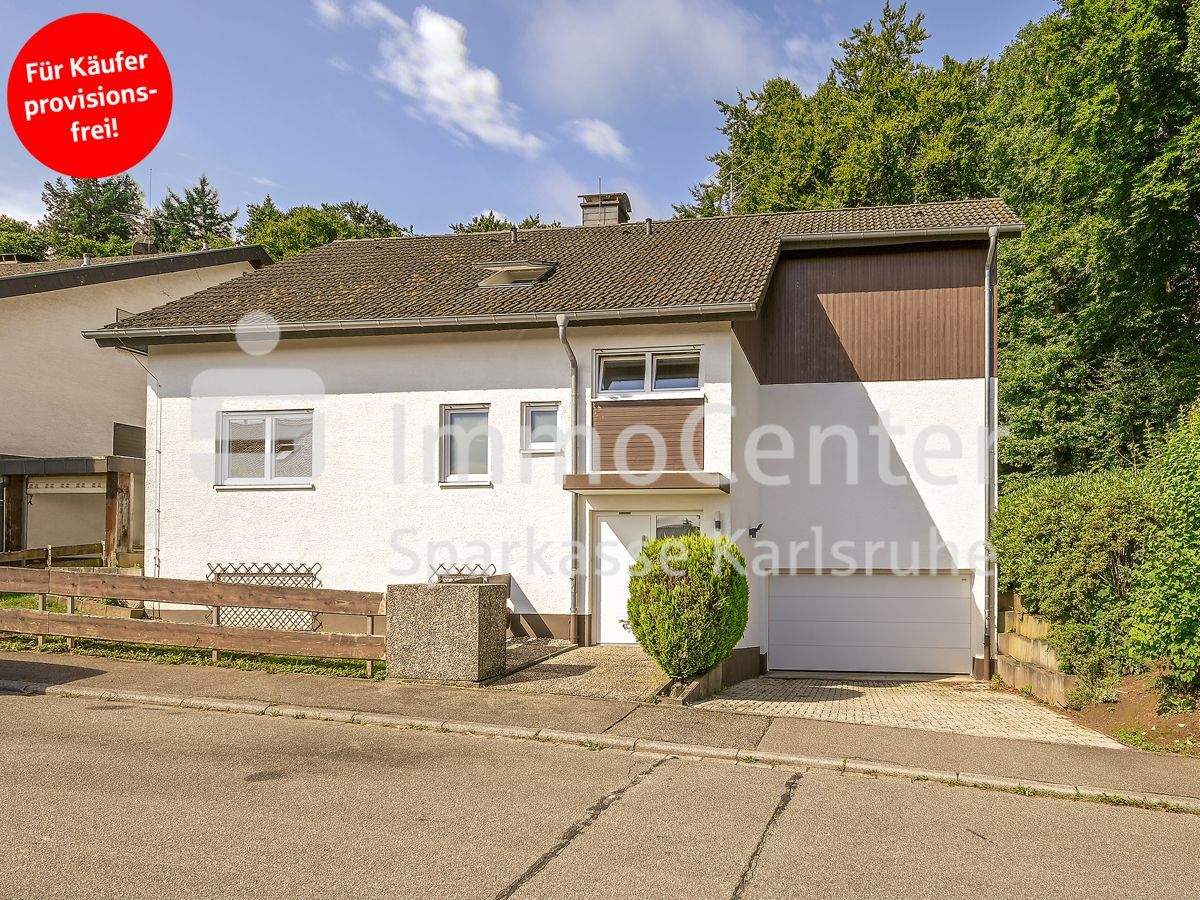 Viel Platz für die ganze Familie! Modernisiertes 1-2 Familienhaus in toller Waldrandlage – Ettlingen – Bild 1 von 9