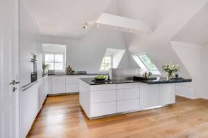 AIGNER - Penthouse-Juwel mit Süd-Dachterrasse und Lift direkt in die Wohnung – 80999 München – Vorschaubild 3