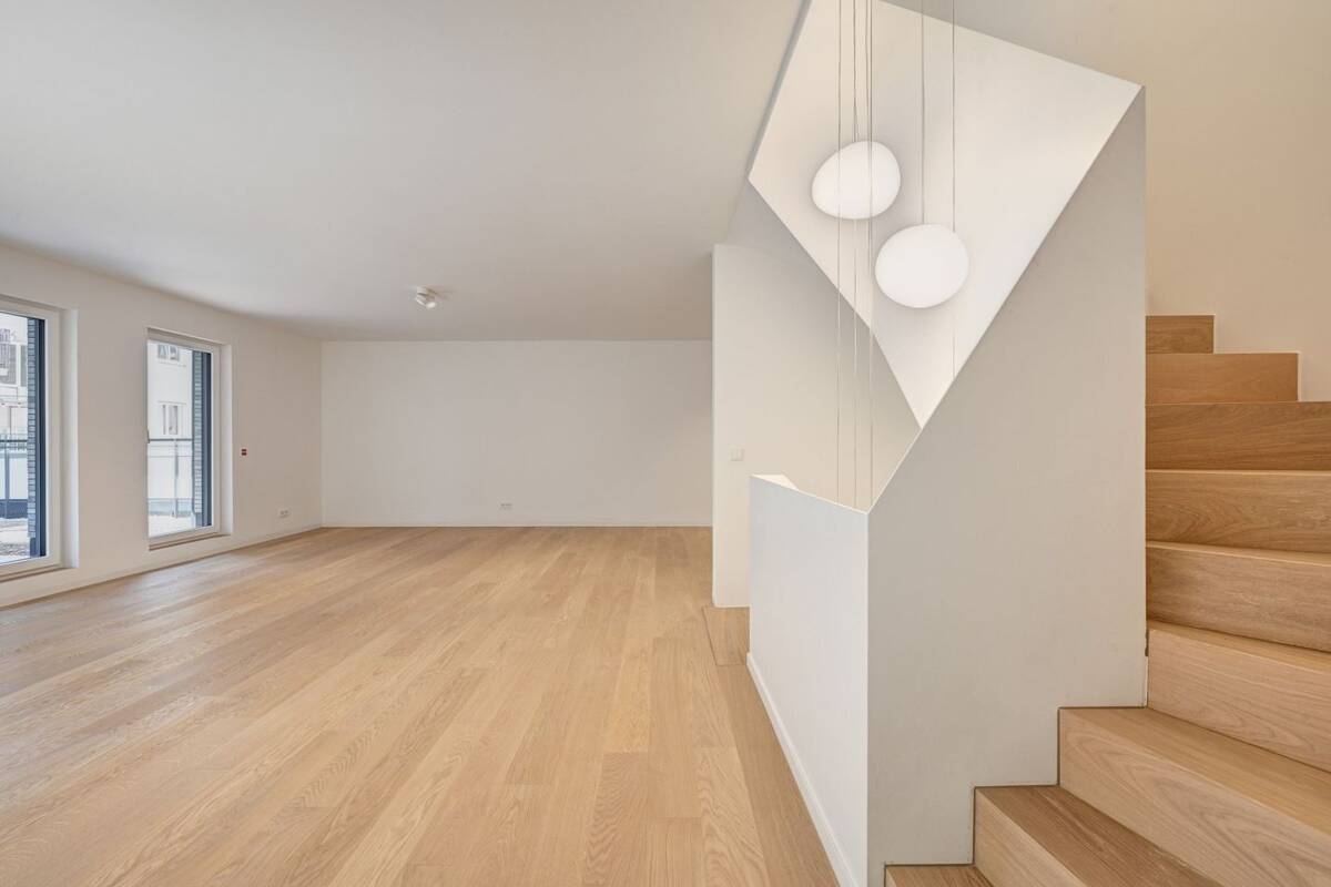 Modernes Townhouse in der Maxvorstadt – exklusives Wohnen in einer der begehrtesten Lagen – 80333 München – Bild 1 von 8