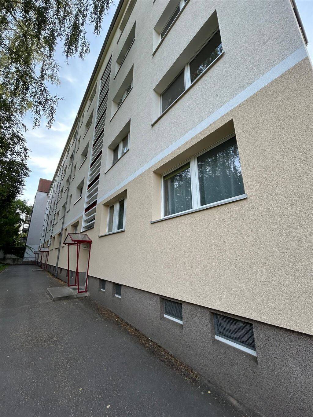 Helle 4-Zi. mit großem Balkon & Laminat in ruhiger Lage! – Chemnitz – Vorschaubild 6