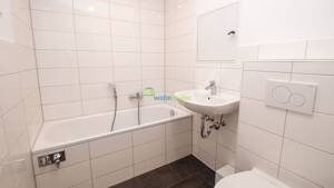 Zweitbezug nach Komplettrenovierung - 3 Zimmer, Deckenspots, Bad mit Wanne, Balkon ... – 4157 Leipzig – Vorschaubild 7