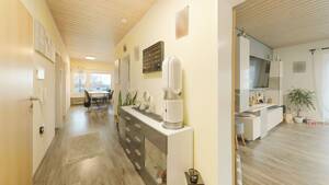 3,5-Zimmer-Wohnung mit Penthouse-Feeling, zwei Balkonen, Aufzug und TG-Stellplatz – 74078 Heilbronn – Vorschaubild 3