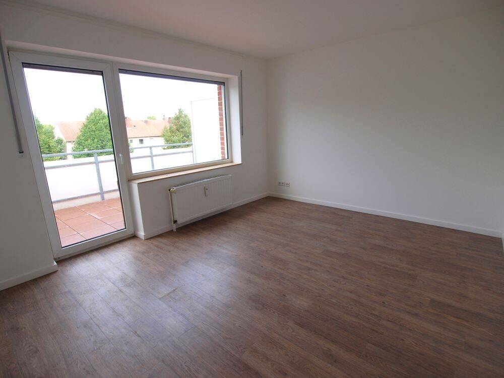 *** Charmante Single-Wohnung im Maisonette-Stil mit sonnigem Balkon und Tiefgaragenstellplatz *** – Osnabrück – Vorschaubild 6