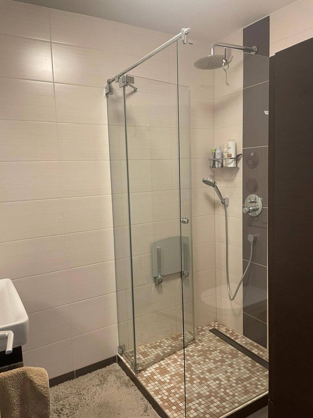 Offene 3 Zimmerwohnung mit Balkon und Einbauküche in Nürnberg – Nürnberg – Vorschaubild 7