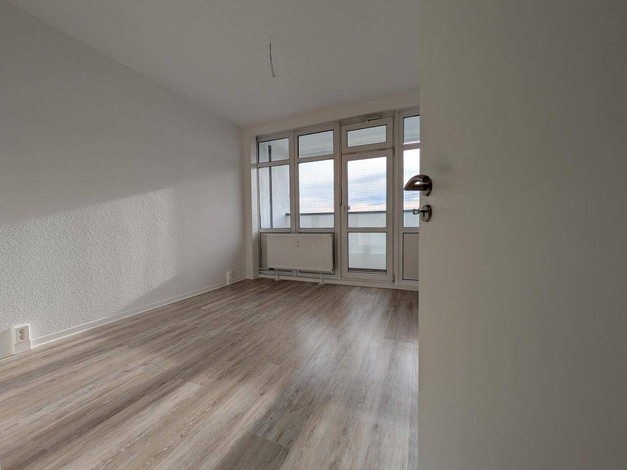 *Senioren aufgepasst*3-Raum Wohnung in der Jakobstraße* – Magdeburg – Vorschaubild 6