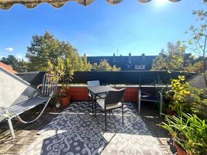 Sonnige Kapitalanlage mit Dachterrasse in zentraler Lage