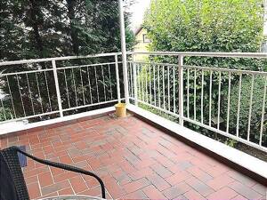 Möblierte 1-Zimmer-Wohnung / Süd- Balkon/ offene EBK / ab sofort/ nur an eine Person(NR) Warmmiete 1.210,00 Euro/Monat inkl. PKW-Stellplatz – 22459 Hamburg – Vorschaubild 2
