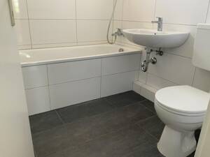 Helle, renovierte Wohnung im 3.Obergeschoss mit Balkon – 45889 Gelsenkirchen – Vorschaubild 4