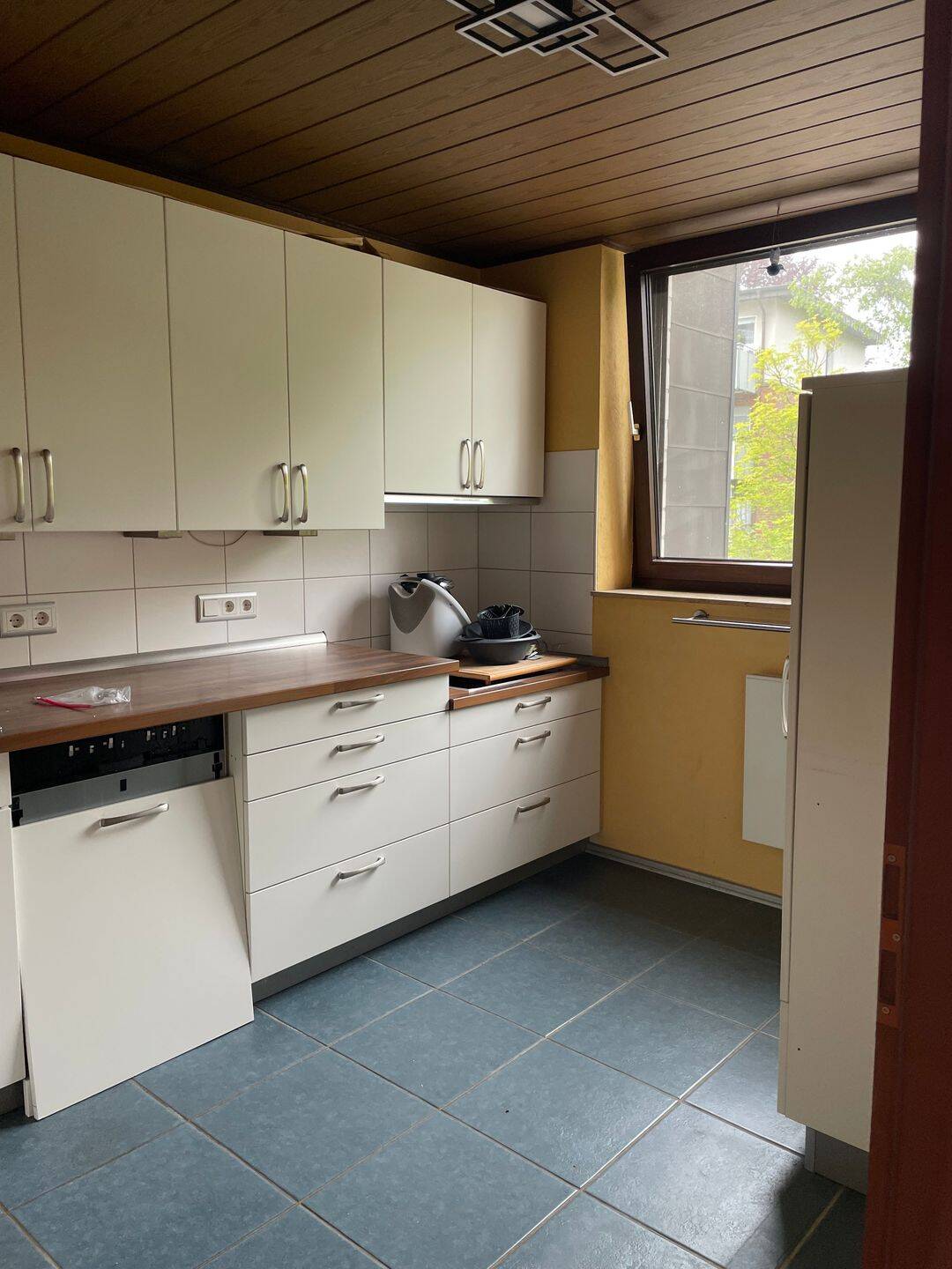 Schöne 3,5-Zimmer-Wohnung mit Balkon & Küche in Hamm – Hamm – Vorschaubild 9