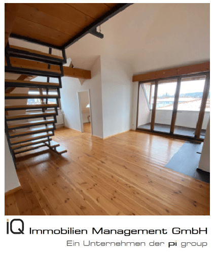 Attraktive & helle 4-Zimmer-Wohnung mit Dachterrasse, offener Küche zum Wohnbereich und offener Kamin