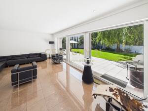 Villa am Lerchesberg | Eckgrundstück I saniert I Indoorpool| Einliegerwohnung | – 60598 Frankfurt am Main – Vorschaubild 4