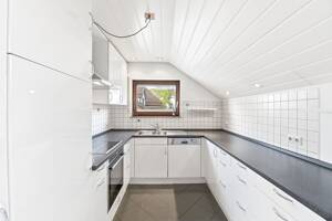 Viel Raum zum Wohlfühlen - 4-Zimmer-Dachgeschosswohnung mit Dachterrasse und Hobbyraum – 70569 Stuttgart – Vorschaubild 6