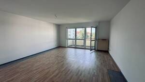 Sofort verfügbare, unvermietete 3-Zimmer Wohnung mit Aufzug, Balkon und TG-Stellplatz (+15.000€) – 99086 Erfurt – Vorschaubild 5