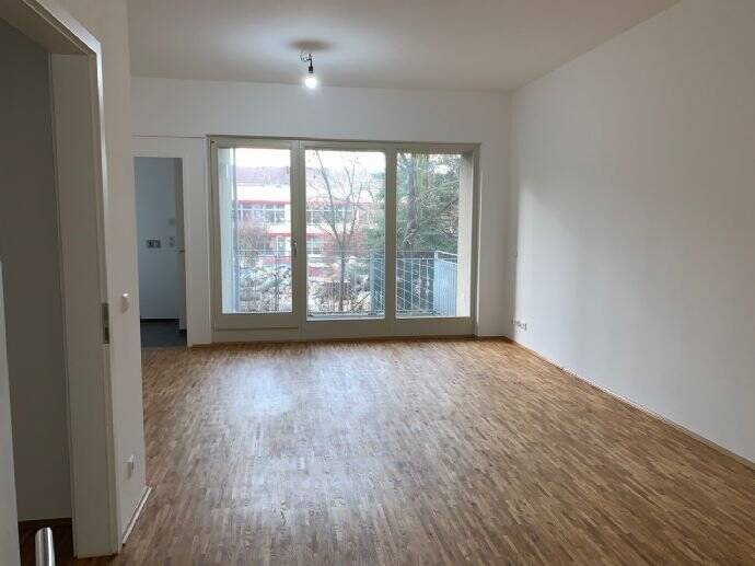 Moderne - Wohnung - offene Küche, Fußbodenheizung und Parkett!! – Chemnitz – Vorschaubild 7