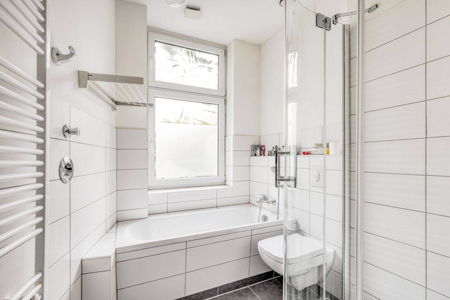 Stilvoll sanierter Altbau mit Wasserblick in zentraler Lage – Berlin – Vorschaubild 7