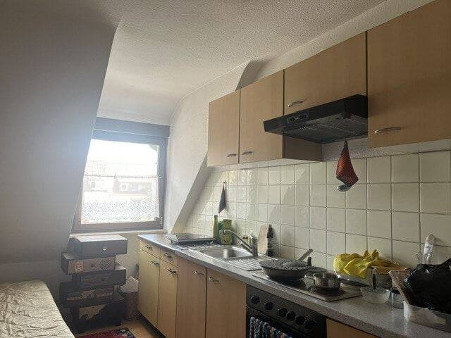 Charmante Dachgeschosswohnung mit schönem Ausblick in Pforzheim – Pforzheim – Vorschaubild 7