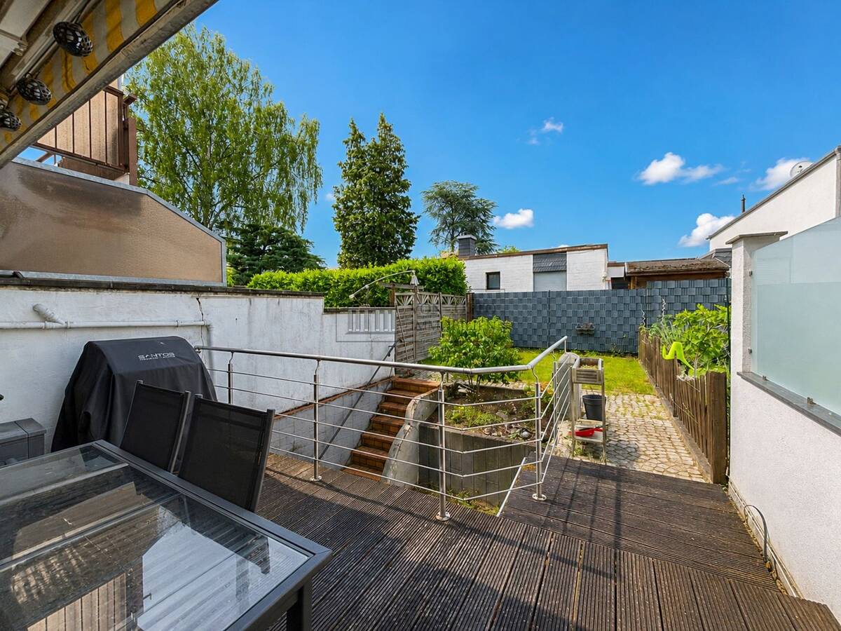 Ihr Familienidyll in Pesch- 4-Zimmer, privater Garten und eine grüner Umgebung – 50767 Köln – Bild 1 von 9